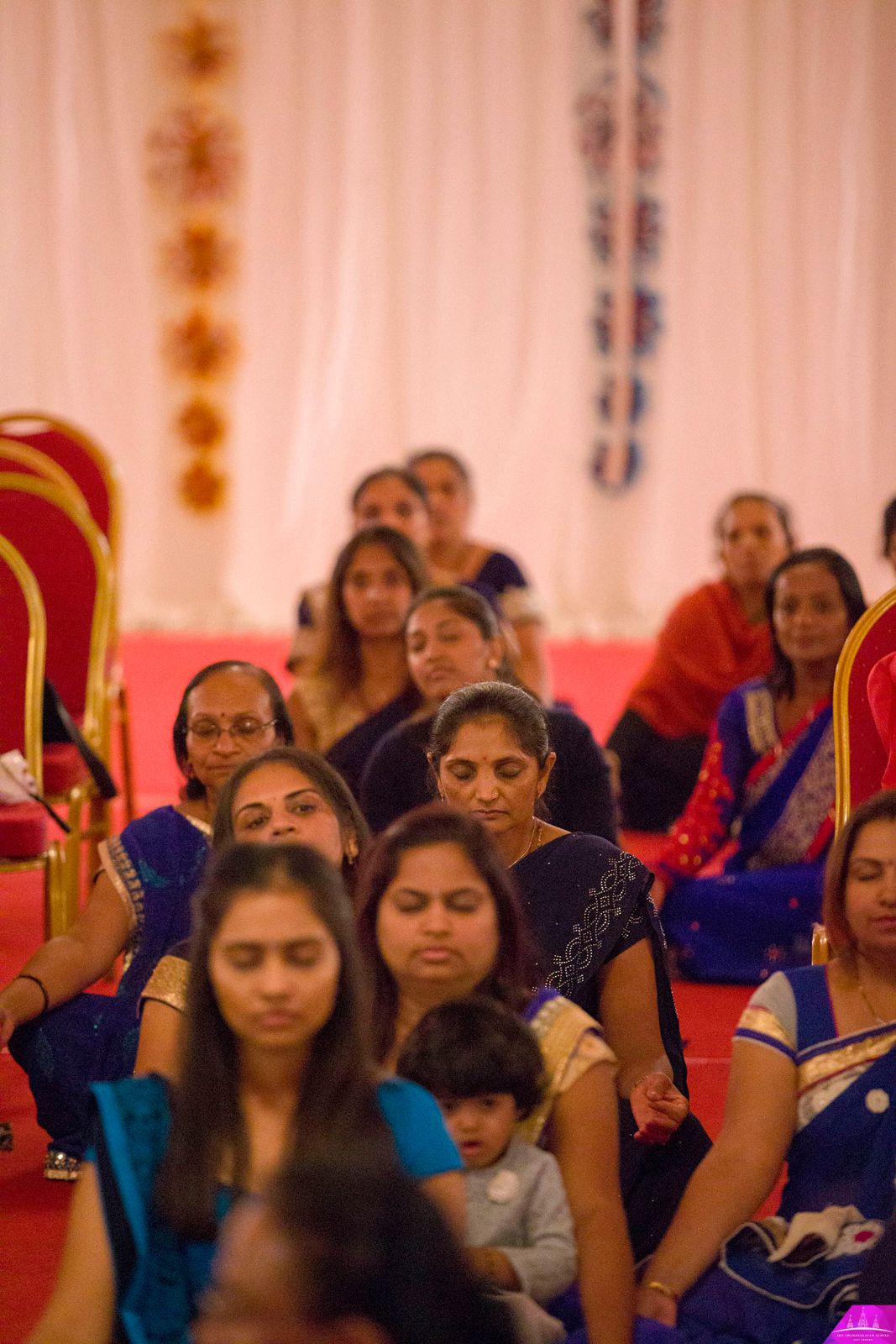 ©1987-2017 SKS Swaminarayan Temple East London